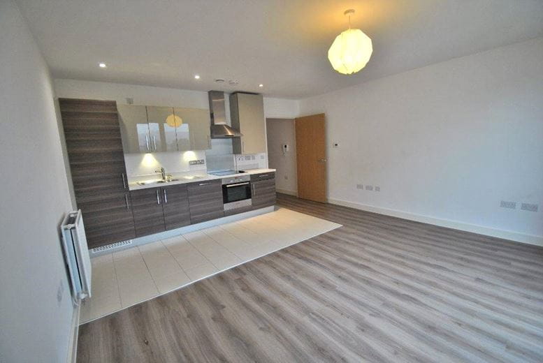 1 bedroom flat, Highgate, Longmead Terrace BA2
