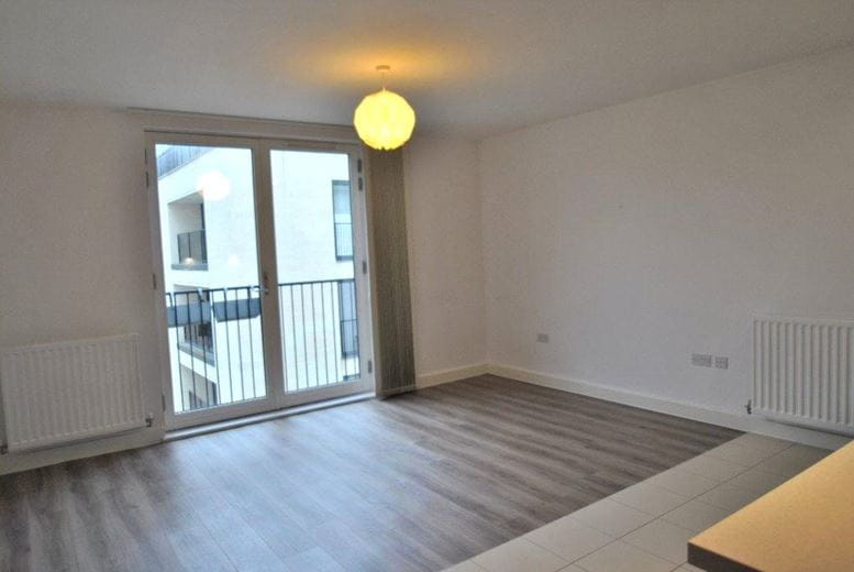 1 bedroom flat, Highgate, Longmead Terrace BA2