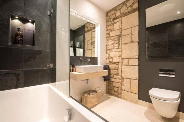 3 bedroom flat, Allenby House South, Lansdown Road BA1