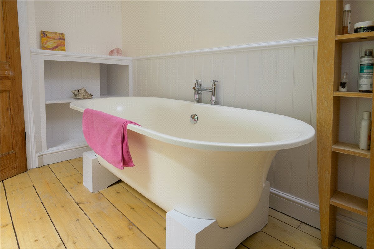 5 bedroom house, Upper Camden Place, Bath BA1 - Let Agreed