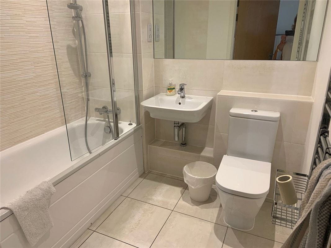 2 bedroom flat, Midland Road, Bath BA2