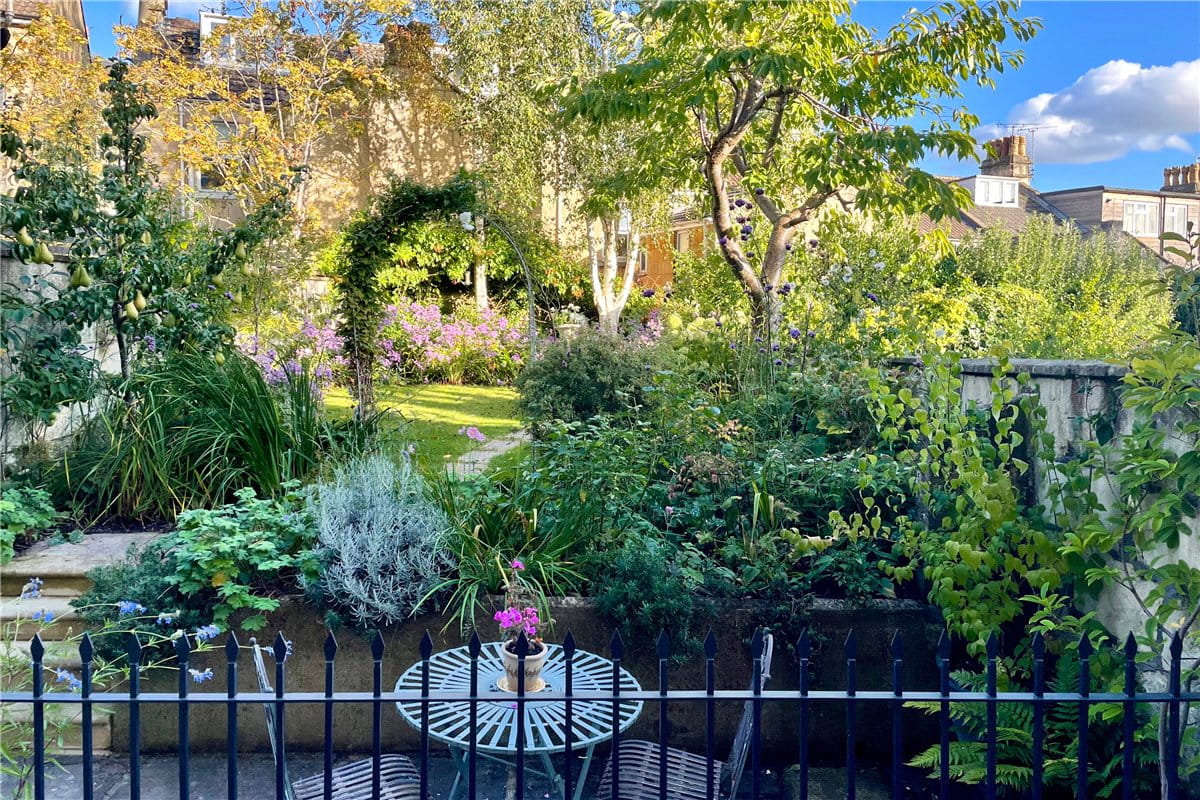 3 bedroom house, Northampton Street, Bath BA1 - Available