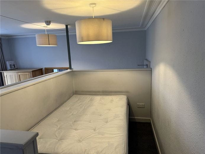 1 bedroom flat, Terrace Walk, Bath BA1