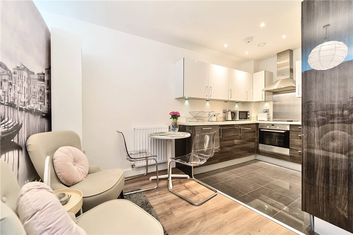 1 bedroom flat, Victoria Bridge Road, Bath BA2