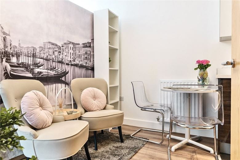 1 bedroom flat, Victoria Bridge Road, Bath BA2
