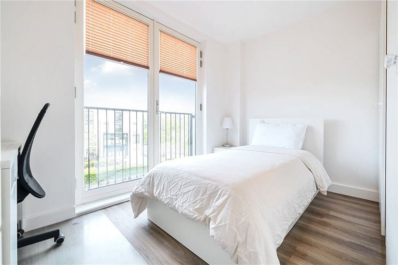 1 bedroom flat, Victoria Bridge Road, Bath BA2