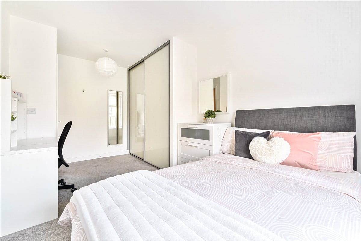 1 bedroom flat, Victoria Bridge Road, Bath BA2