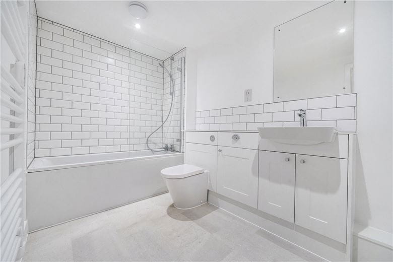 2 bedroom flat, Palace Yard Mews, Bath BA1 - Available