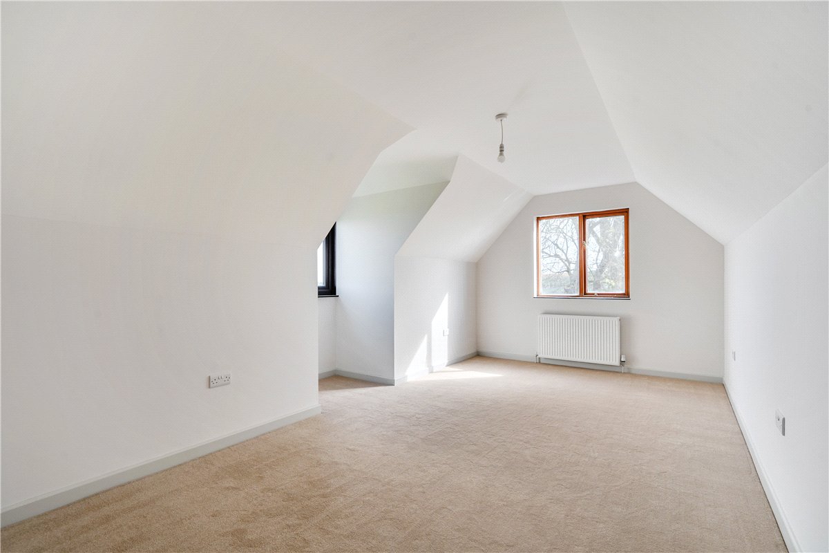 3 bedroom house, North Wraxall, Chippenham SN14 - Available