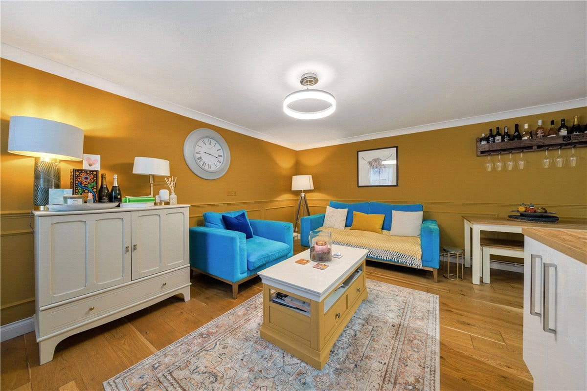 1 bedroom flat, Daniel Street, Bath BA2 - Available