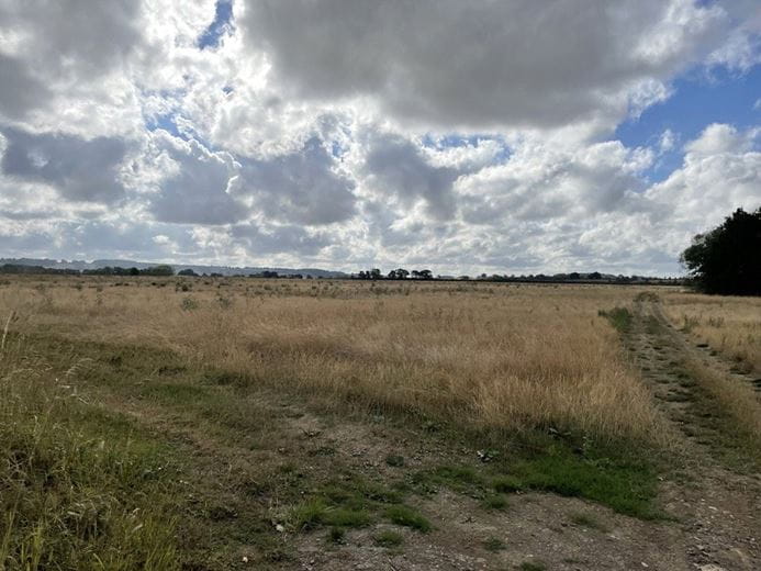 318.3 acres Land, Lower Radbourne, Southam CV47 - Let Agreed