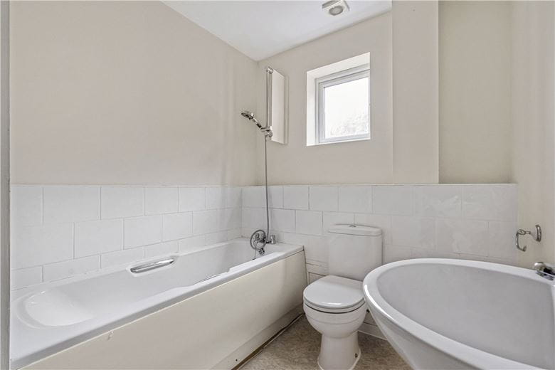 4 bedroom house, Butler Close, Kenilworth CV8 - Available
