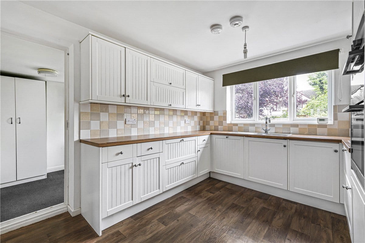 4 bedroom house, Butler Close, Kenilworth CV8 - Available