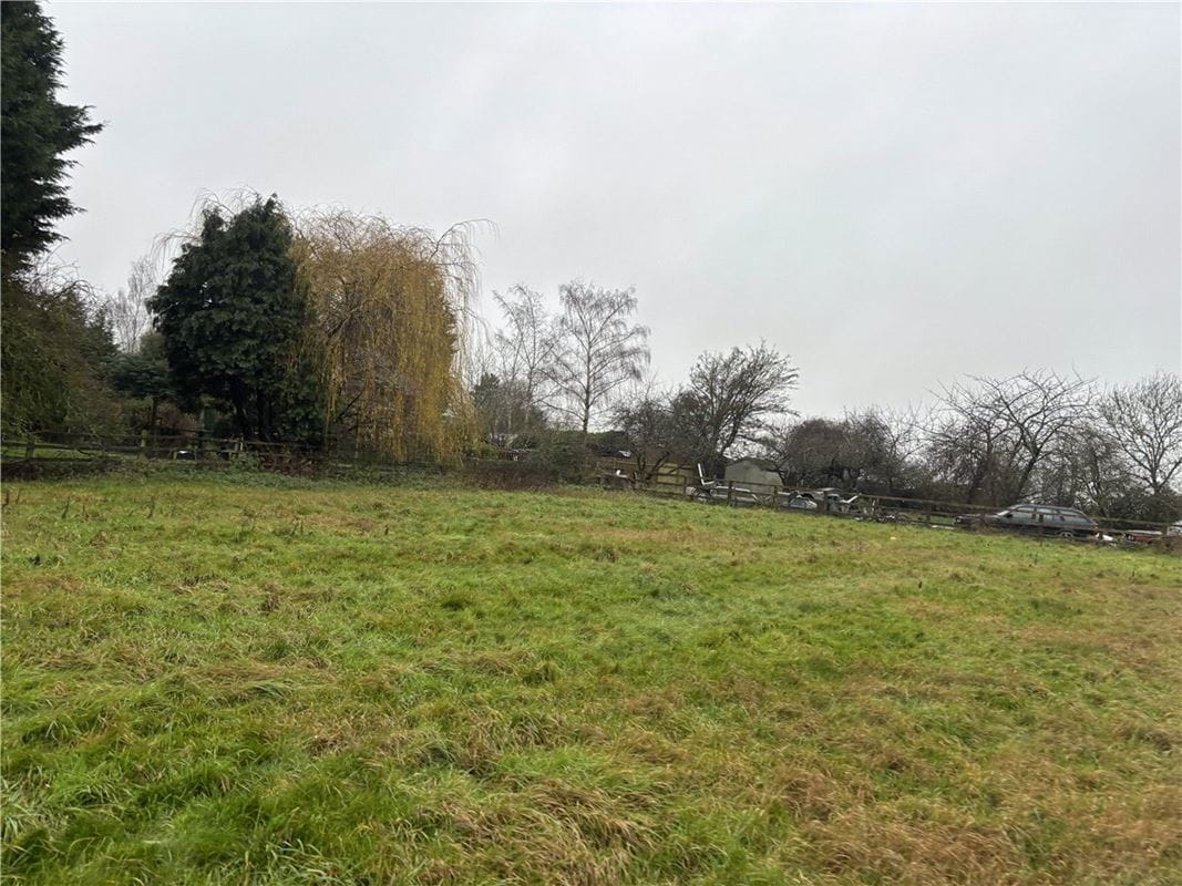 1.8 acres Land, Banbury Road, Finmere MK18 - Available