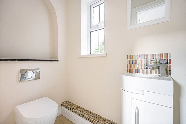 4 bedroom house, Putlowes Drive, Fleet Marston HP18 - Available