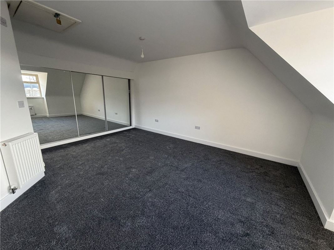 3 bedroom house, Comelybank Drive, Mexborough S64 - Available