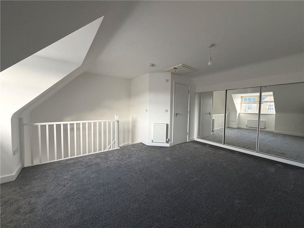 3 bedroom house, Comelybank Drive, Mexborough S64 - Available