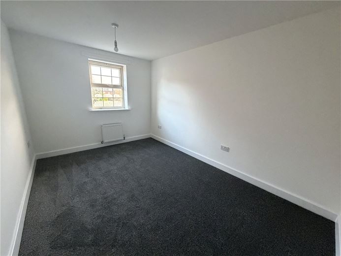 3 bedroom house, Comelybank Drive, Mexborough S64 - Available