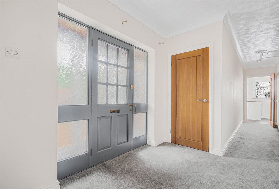 3 bedroom bungalow, Nash Lee Lane, Wendover HP22 - Available