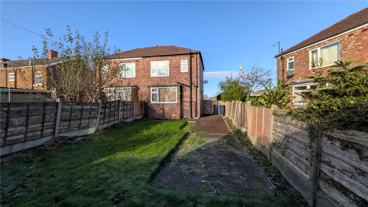 2 bedroom house, Mill Street, Hazel Grove SK7 - Let Agreed
