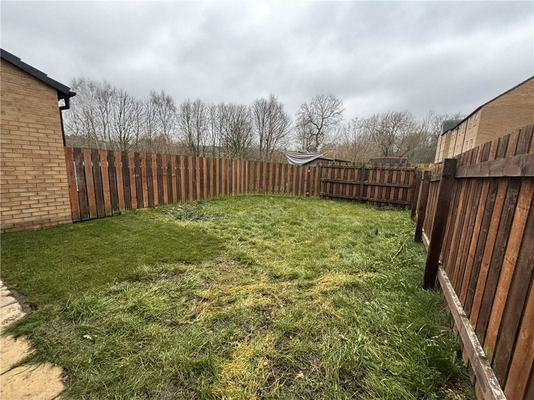 3 bedroom house, Comelybank Drive, Mexborough S64 - Available