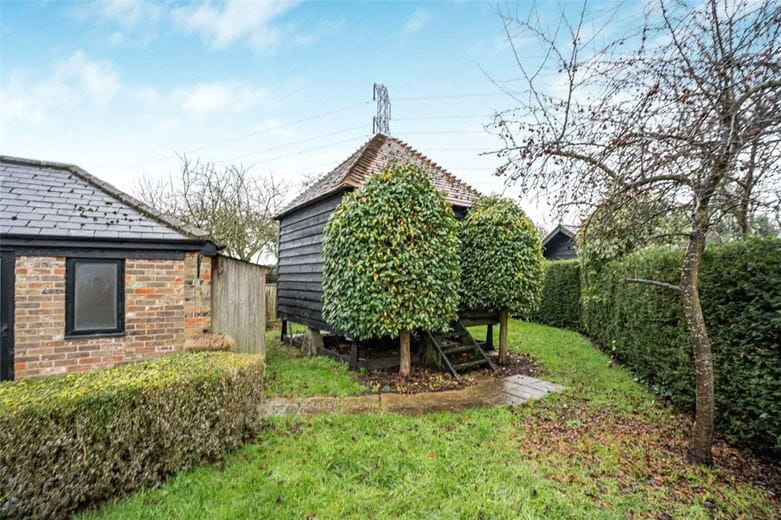 4 bedroom house, Cudsdens Court, Great Missenden HP16 - Available