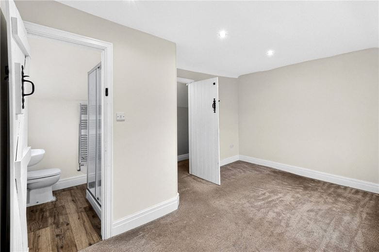 5 bedroom house, Shaw Lane, Hanch WS13 - Available