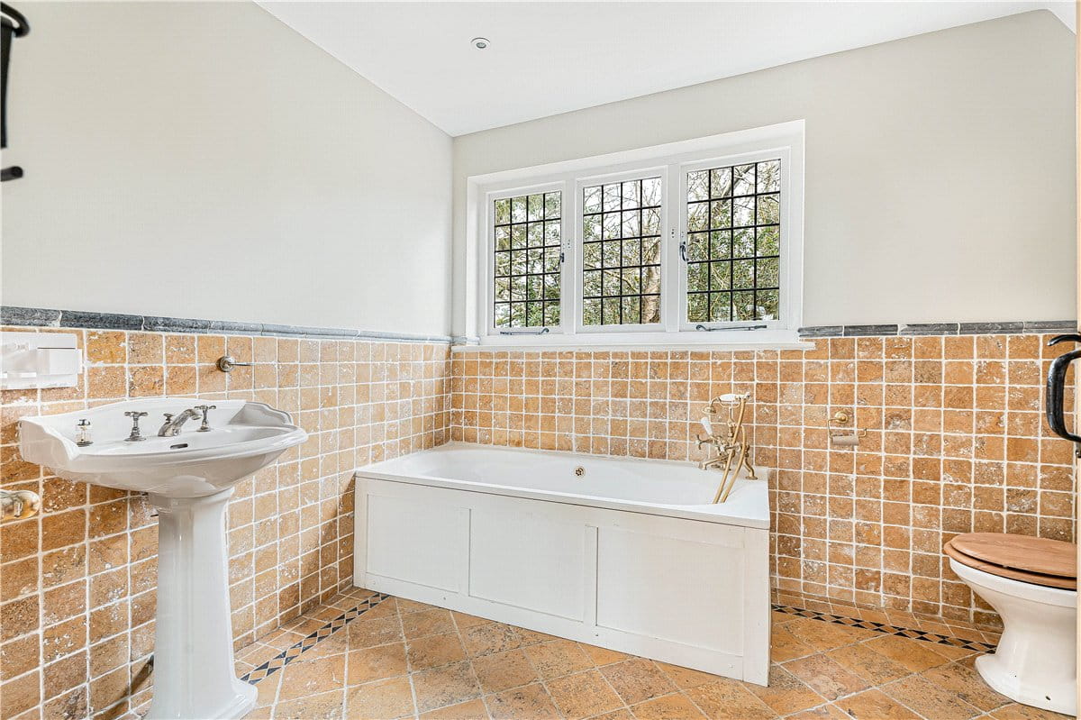 4 bedroom house, Potter Row, Great Missenden HP16 - Let Agreed