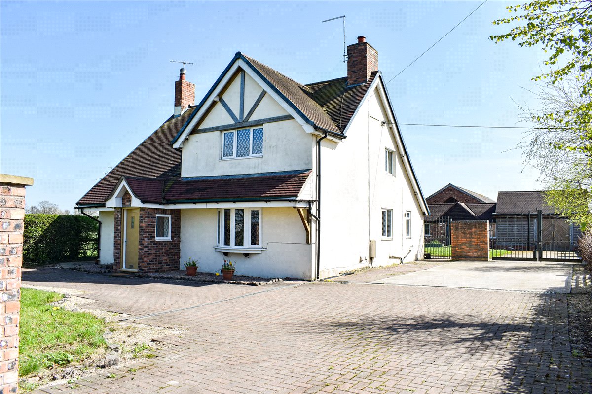 3 bedroom house, Nantwich Road, Minshull Vernon CW10 - Available