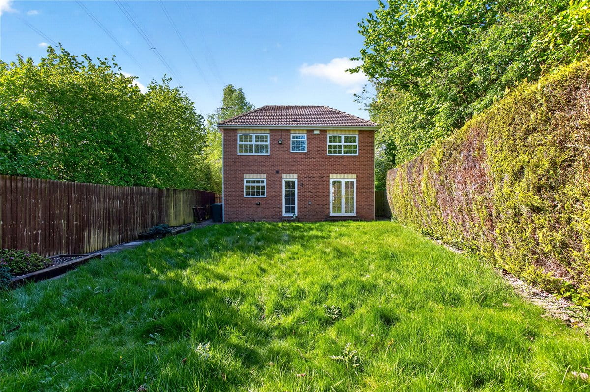 4 bedroom house, Wood Fields, Bramley S66 - Let Agreed