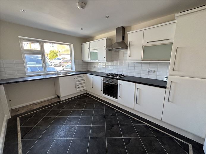 3 bedroom bungalow, Nascot Close, Bramley S66 - Let Agreed
