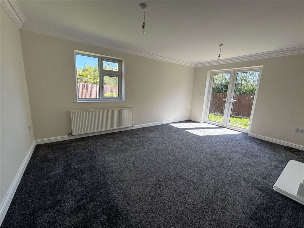 3 bedroom bungalow, Nascot Close, Bramley S66 - Let Agreed