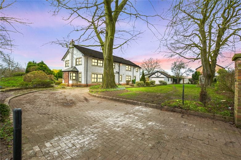 4 bedroom house, Glazebrook Lane, Glazebrook WA3 - Available