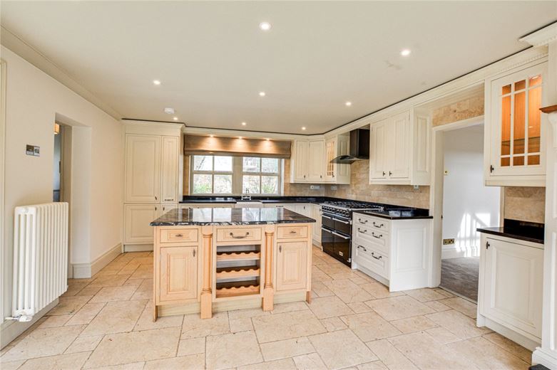 4 bedroom house, Glazebrook Lane, Glazebrook WA3 - Available