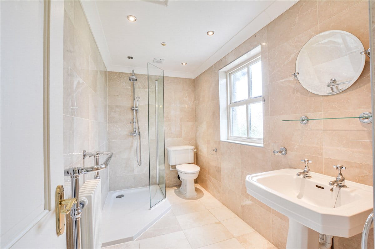 4 bedroom house, Glazebrook Lane, Glazebrook WA3 - Available