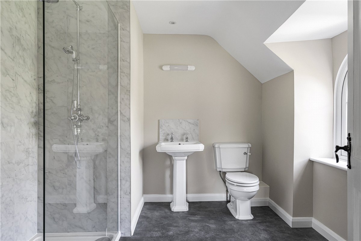 4 bedroom cottage, Aylesbury Road, Great Missenden HP16 - Available