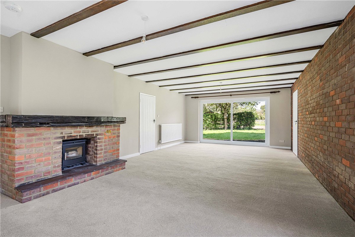 4 bedroom cottage, Aylesbury Road, Great Missenden HP16 - Available