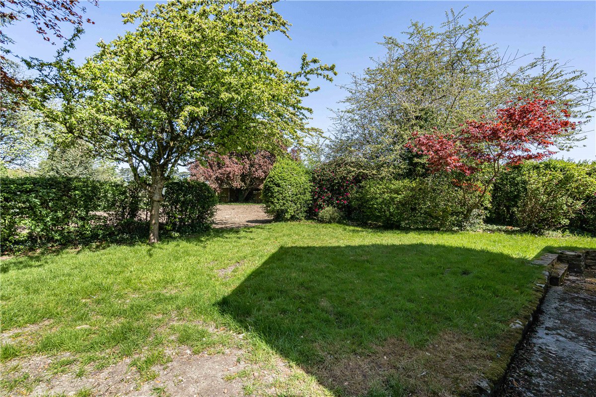 4 bedroom cottage, Aylesbury Road, Great Missenden HP16 - Available