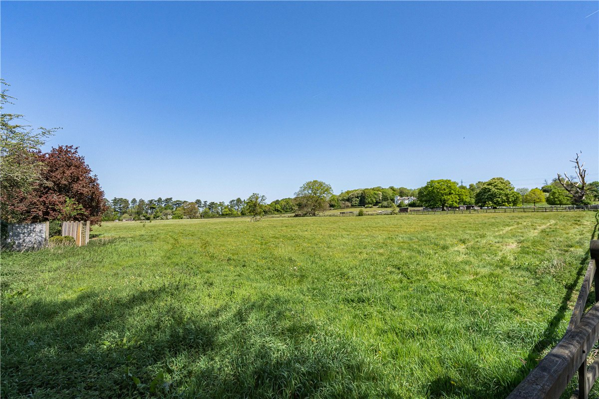 4 bedroom cottage, Aylesbury Road, Great Missenden HP16 - Available