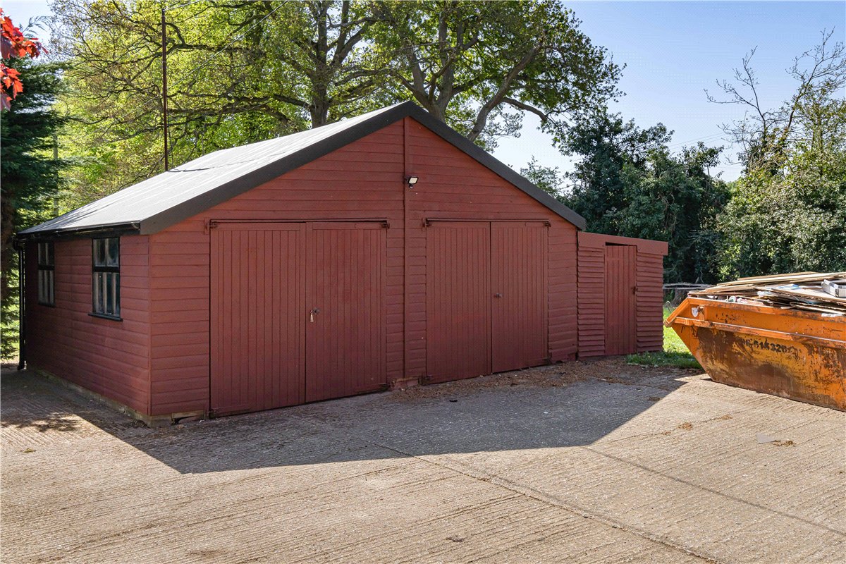 4 bedroom cottage, Aylesbury Road, Great Missenden HP16 - Available