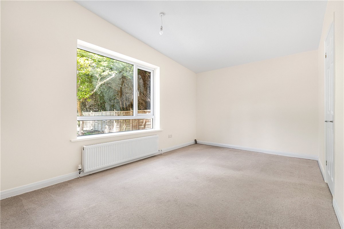 5 bedroom house, Nash Lee Lane, Wendover HP22 - Available