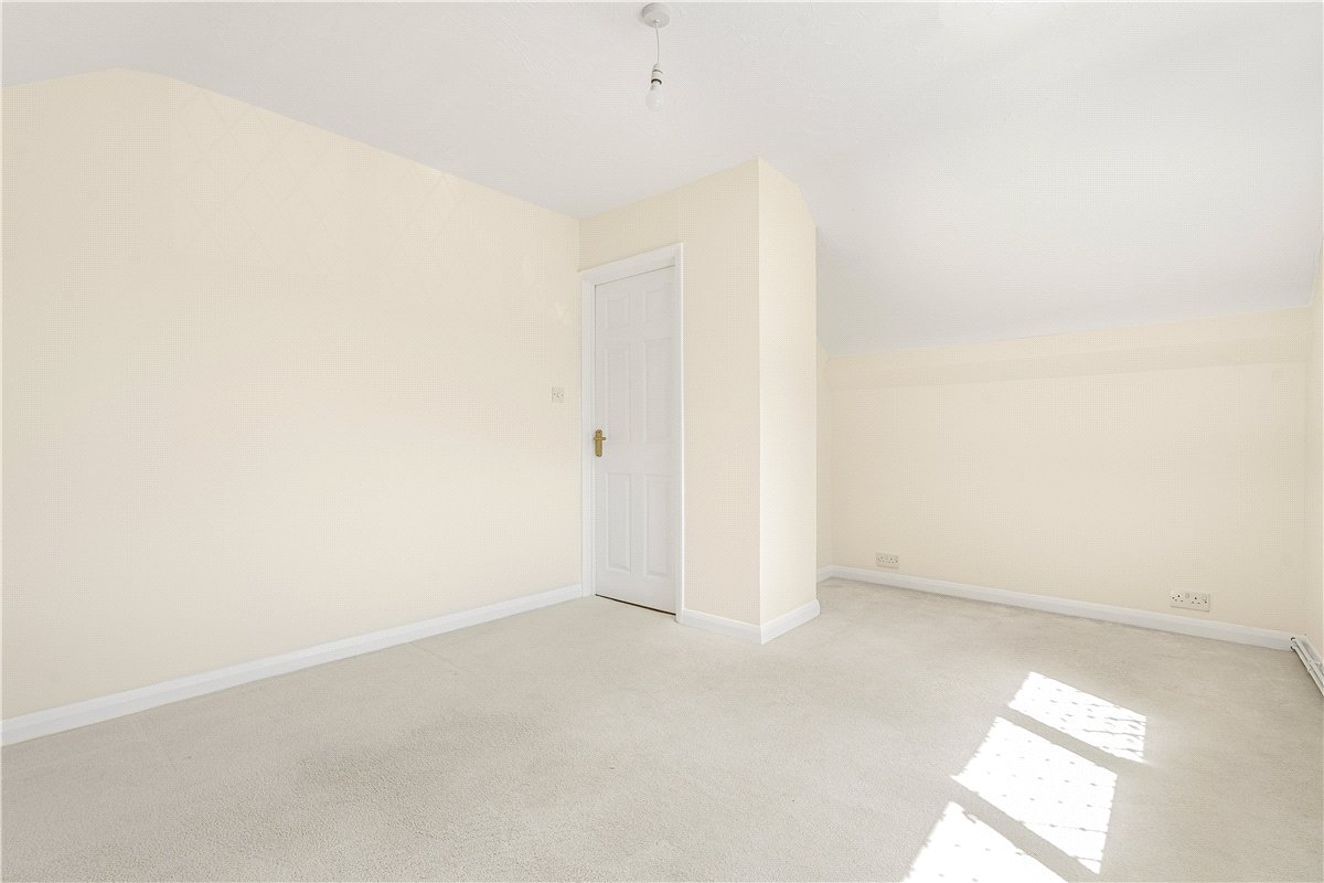 5 bedroom house, Nash Lee Lane, Wendover HP22 - Available