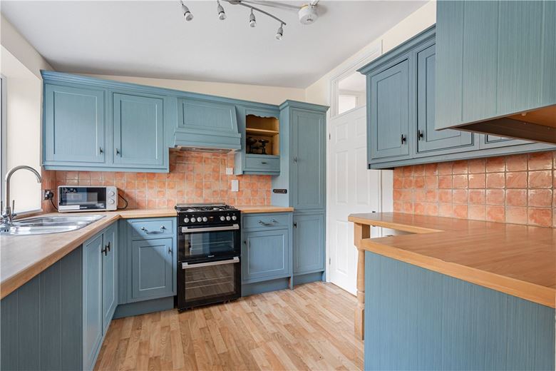 5 bedroom house, Nash Lee Lane, Wendover HP22 - Available