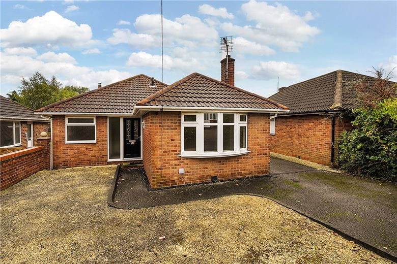3 bedroom bungalow, Cherry Tree Road, Wales S26 - Available