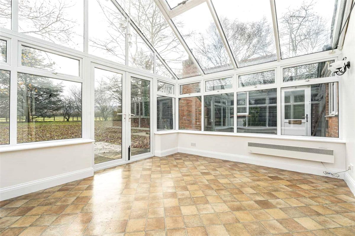 4 bedroom bungalow, Nash Lee Lane, Wendover HP22 - Let Agreed