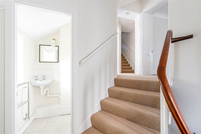 4 bedroom house, Park Village West, London NW1 - Available