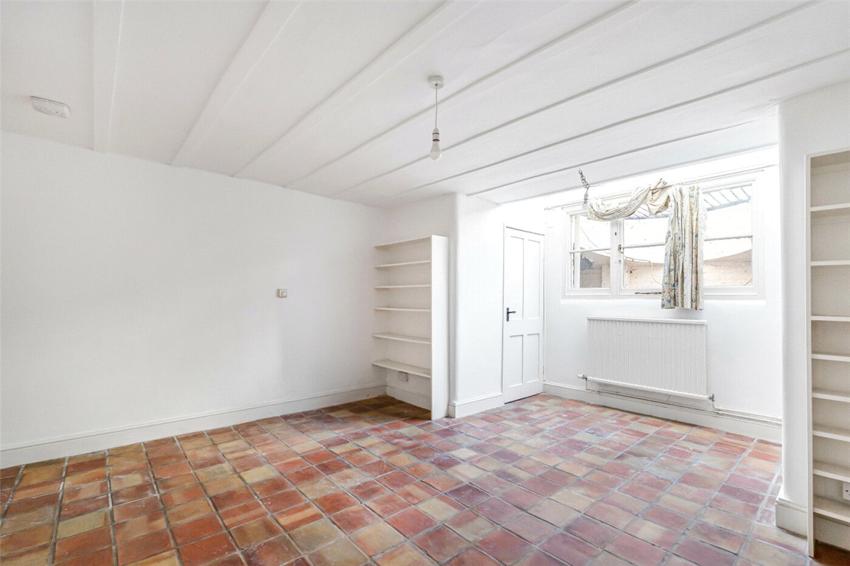 4 bedroom house, Park Village West, London NW1 - Available