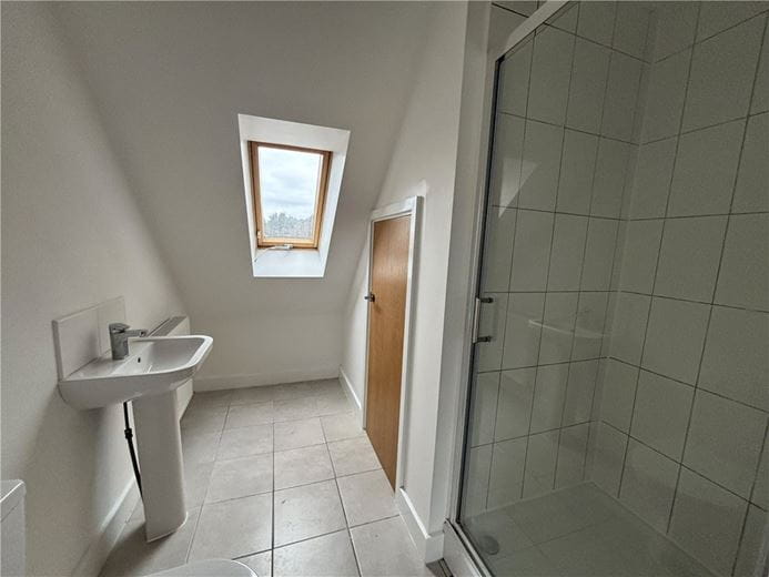 3 bedroom house, Comelybank Drive, Mexborough S64 - Available