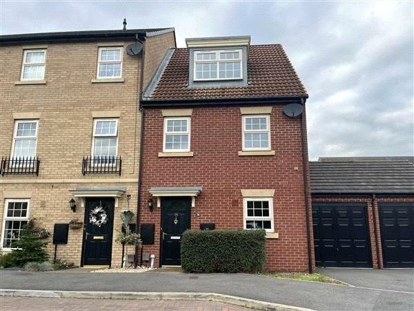 3 bedroom house, Comelybank Drive, Mexborough S64 - Available