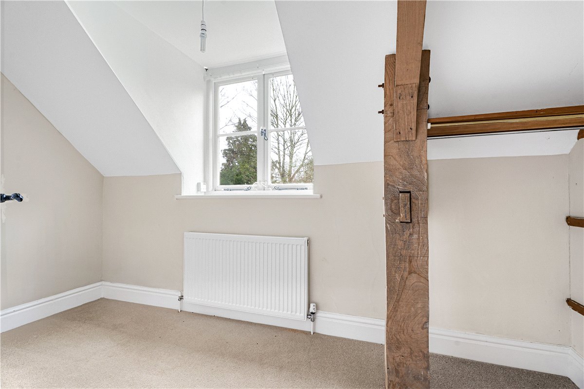 9 bedroom house, Turweston, Brackley NN13 - Available